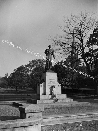 STATUE OF ARCHBISHOP OUTSIDE CATHEDRAL